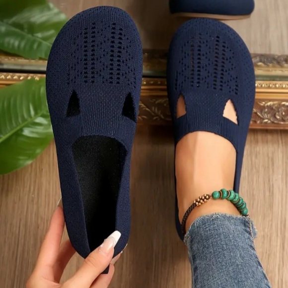 Shoes - NEW Women Navy Blue Elastic Loafer Shoes
